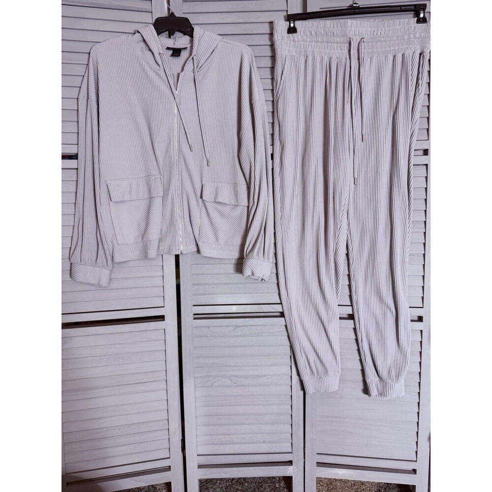 Ashley Stewart Sport Women Grey Jogger Size 22/24